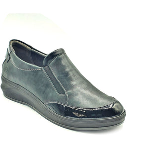 Suave Fiona(603401)- Ladies Low Wedge Slip On In Black . Suave Shoes | Wisemans | Bantry | West Cork | Ireland