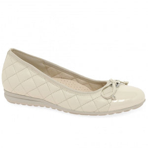 Gabor Snowdrop - Ladies  Pump in Cream .Gabor Shoes & Boots | Wisemans | Bantry | West Cork | Ireland